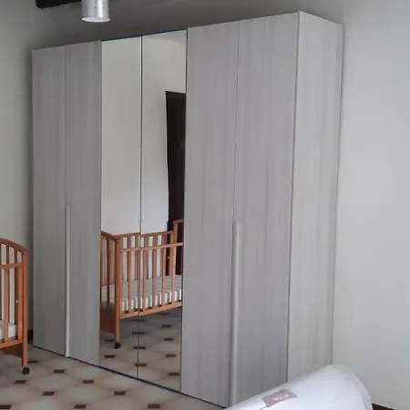 Ferry House Apartament La Spezia