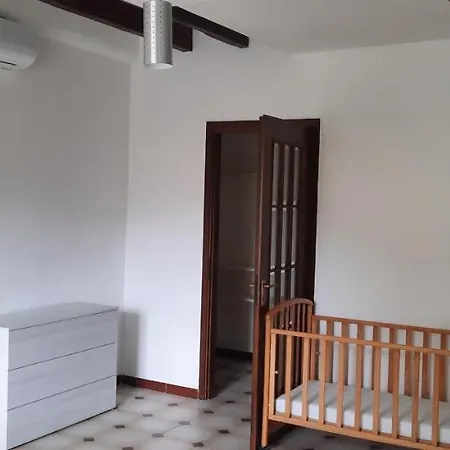 Daire Ferry House La Spezia